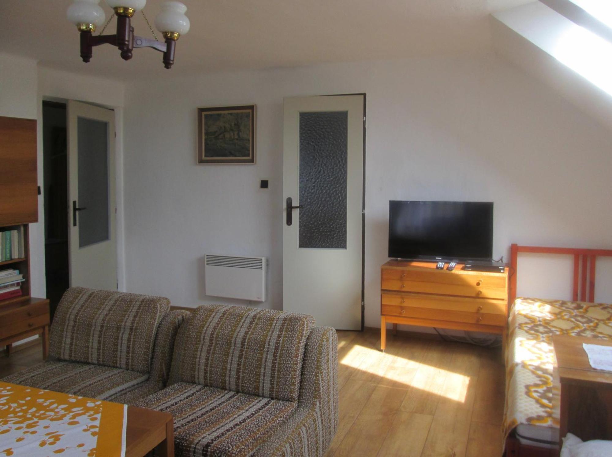 68 Apartment